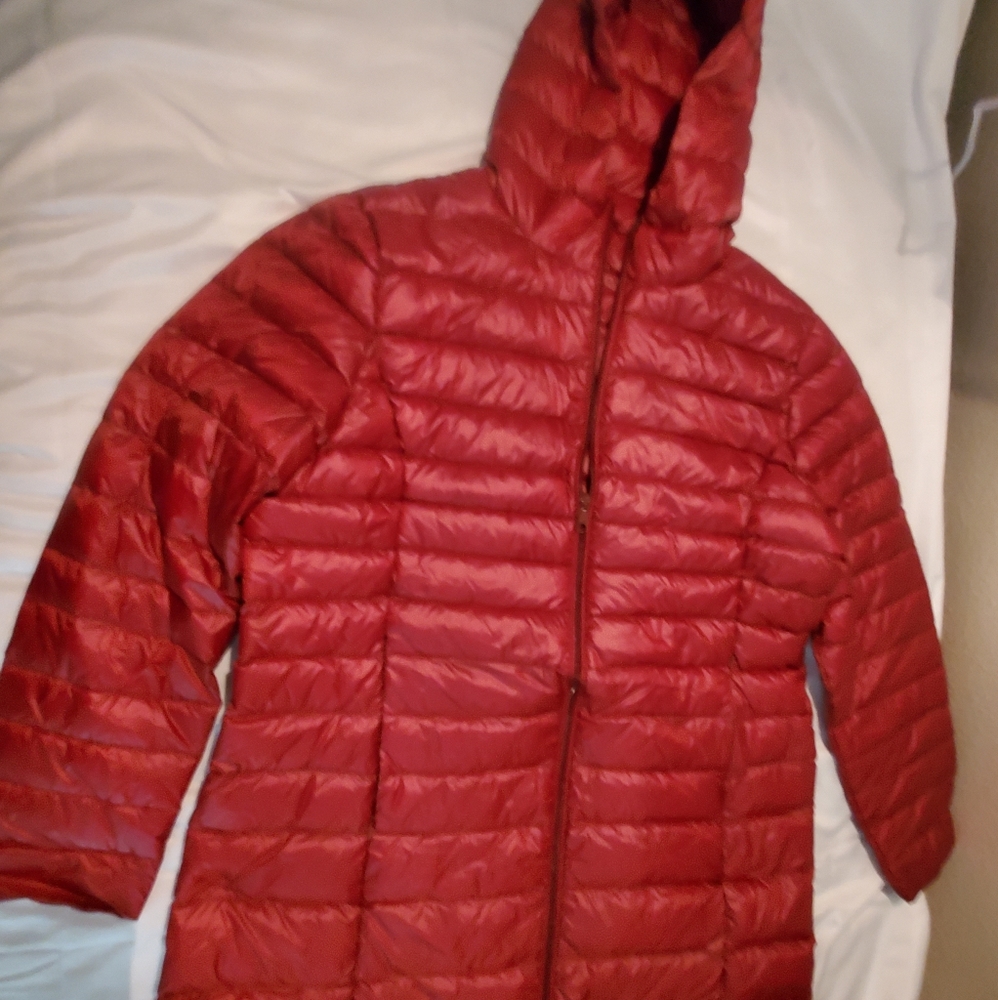 Women's puffer jacket